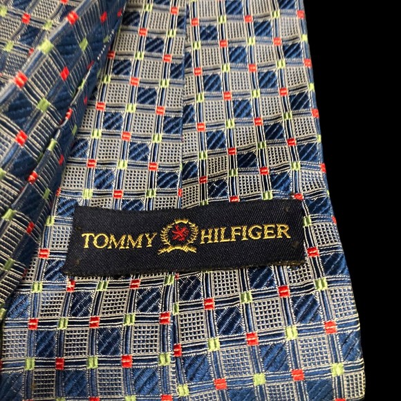 Tommy Hilfiger Extra Long 100% Silk Necktie, Blue w/Red & Green Accents USA Made - Picture 5 of 8
